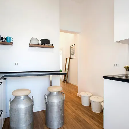 Sunny Spacious For 6 Guests Appartamento