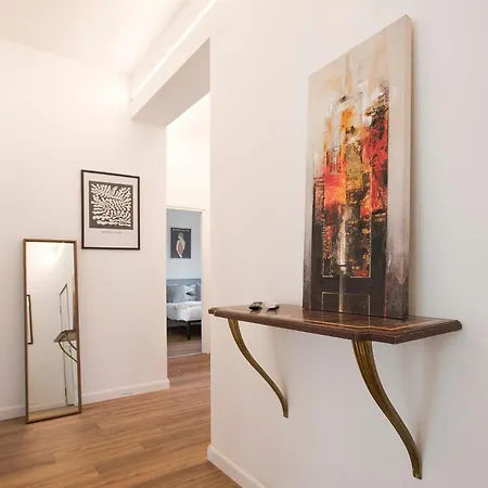 Sunny New Renovated With Balcony Metro A Apartment Rome